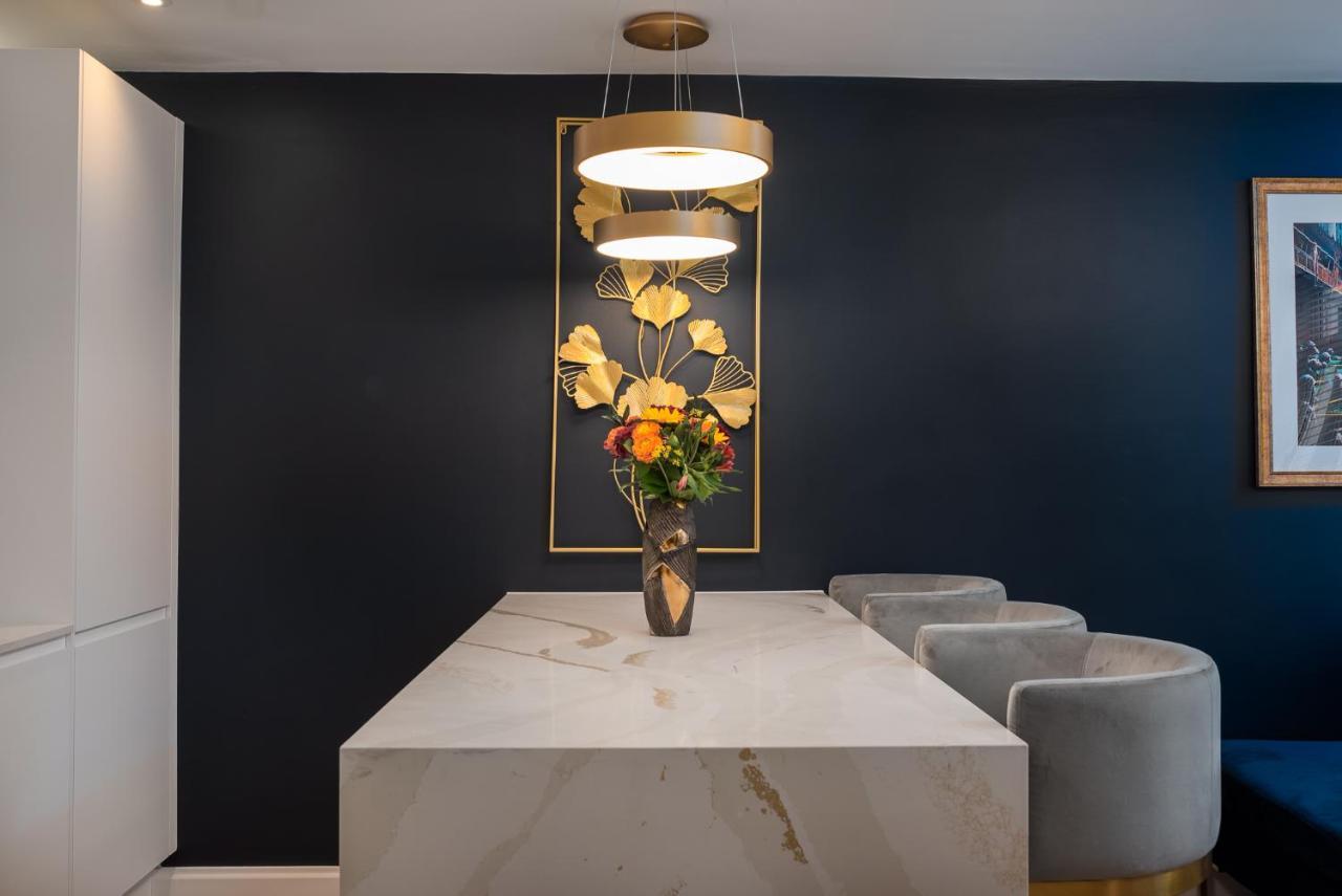 London'S Modern Nuance Apartment - Battersea Экстерьер фото
