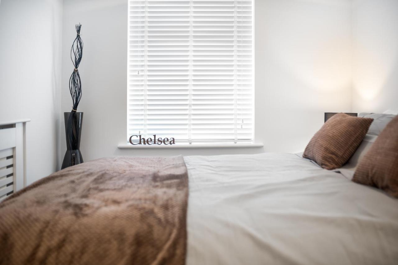 London'S Modern Nuance Apartment - Battersea Экстерьер фото