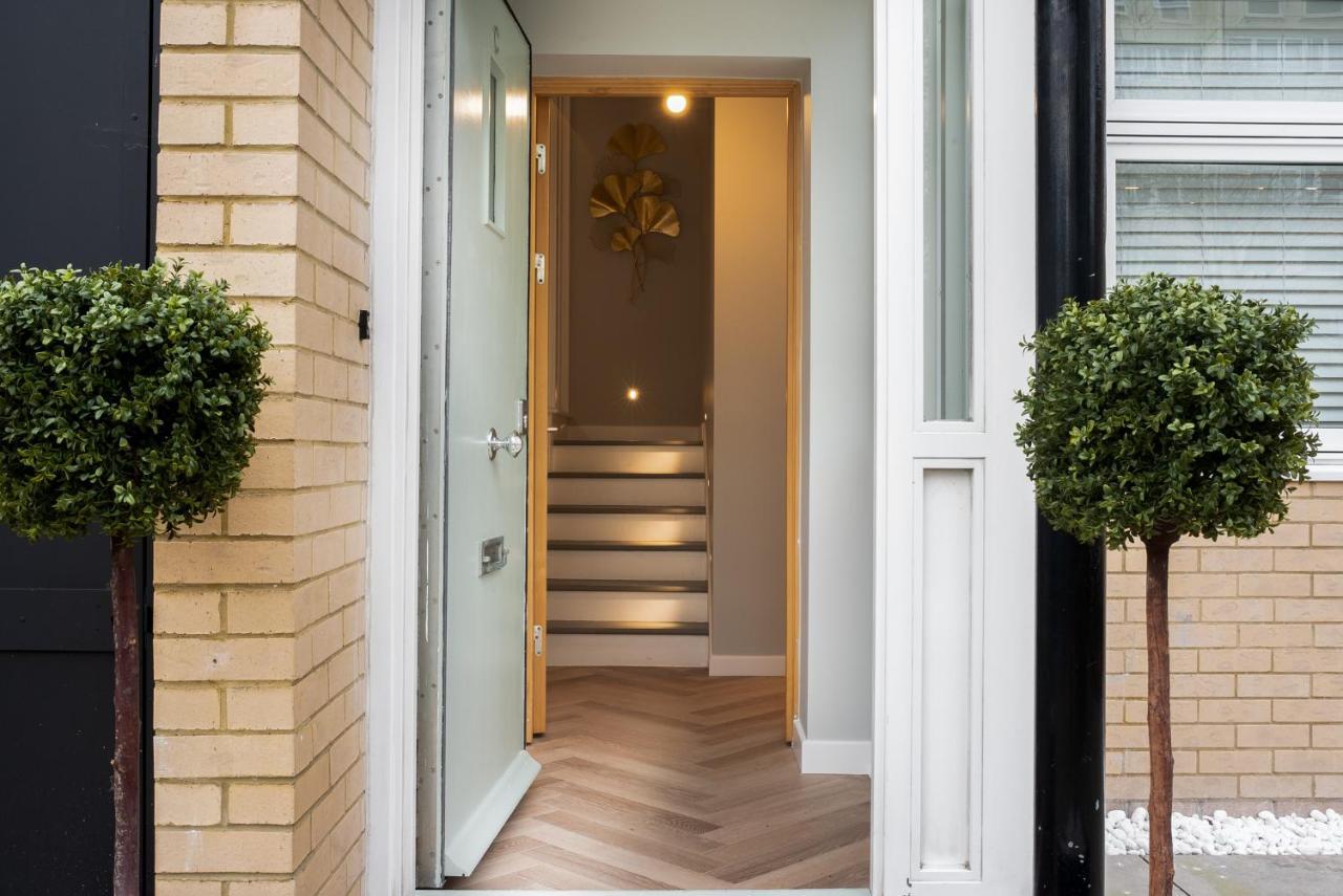 London'S Modern Nuance Apartment - Battersea Экстерьер фото